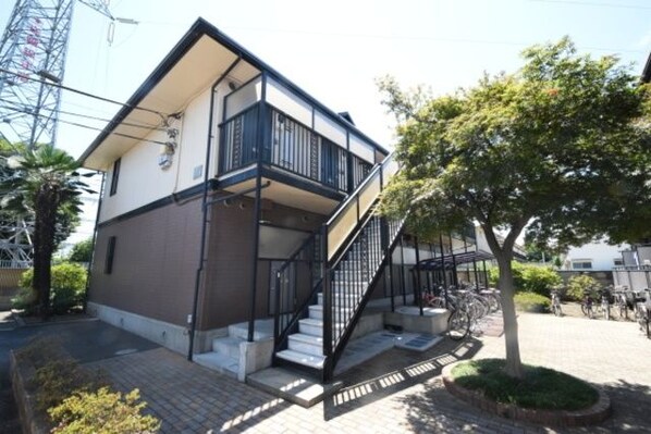 ヴィラ・ファミーユAの物件内観写真